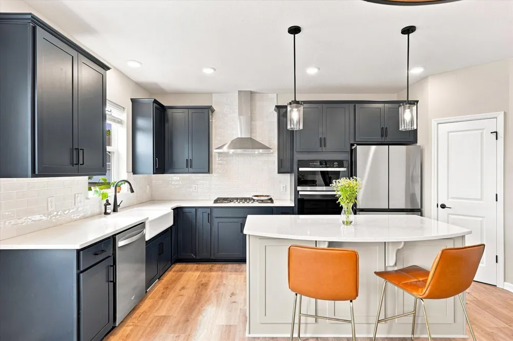 4949 Obsidian Way Victoria, MN 55386