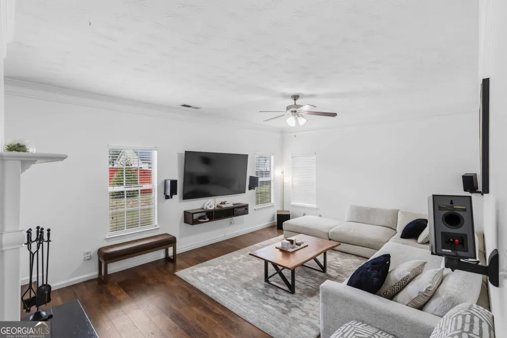 159 Shadowhill LN Loganville, GA 30052