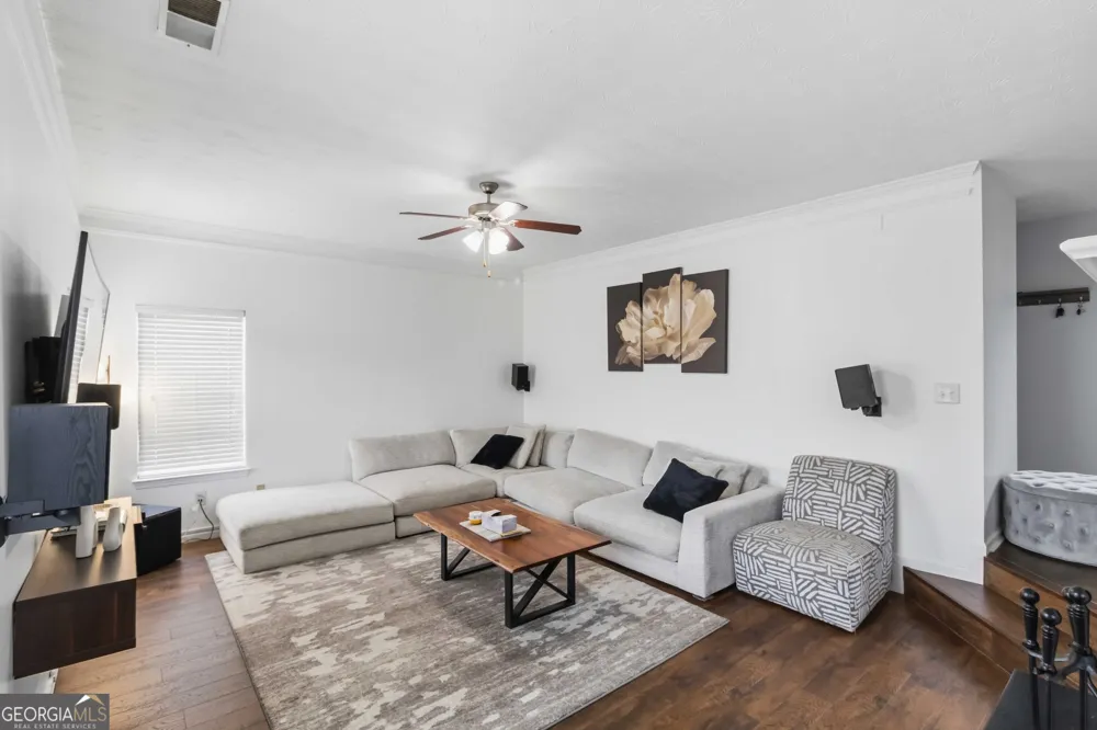 159 Shadowhill LN Loganville, GA 30052