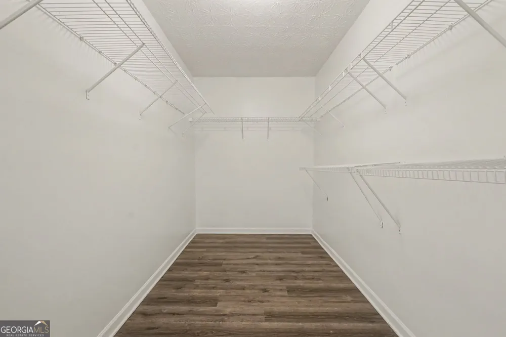 4043 Roxberry Hill LN Buford, GA 30518