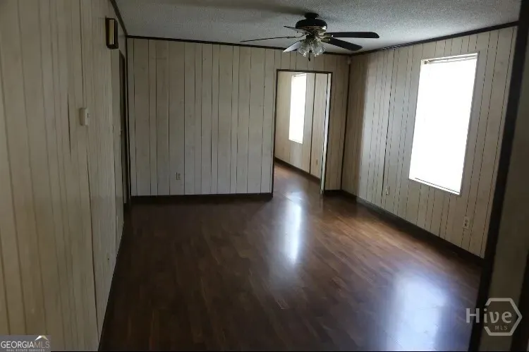 708 E 32nd ST Savannah, GA 31401
