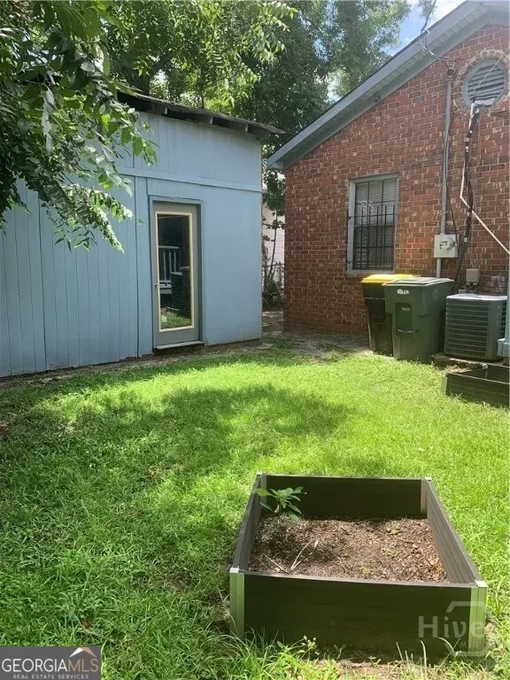 708 E 32nd ST Savannah, GA 31401