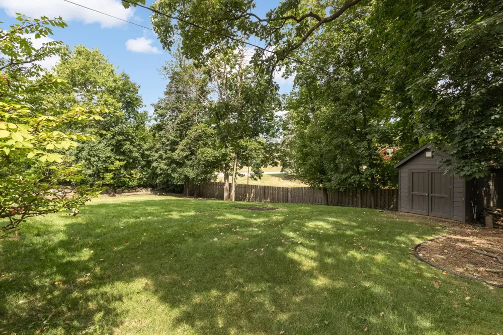2096 Lower Saint Dennis Road Saint Paul, MN 55116