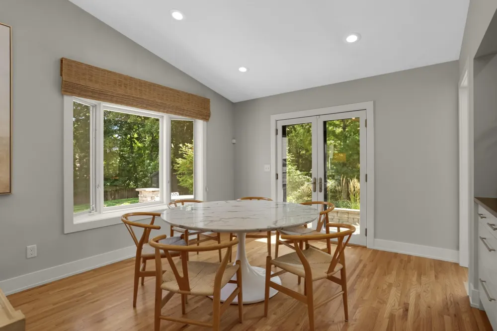 2096 Lower Saint Dennis Road Saint Paul, MN 55116