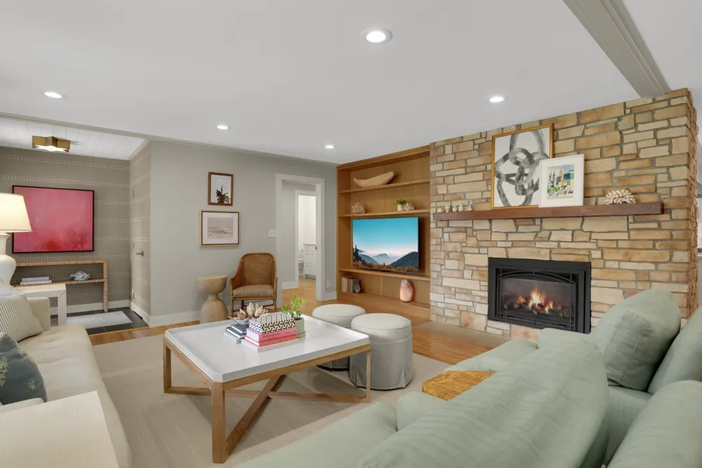 2096 Lower Saint Dennis Road Saint Paul, MN 55116