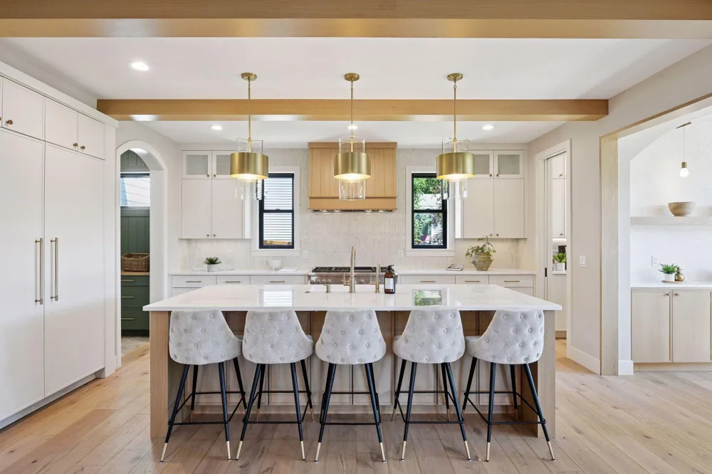 5913 Abbott Avenue S Edina, MN 55410