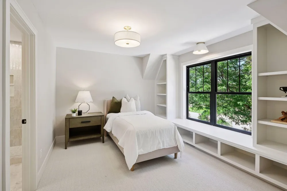 5913 Abbott Avenue S Edina, MN 55410