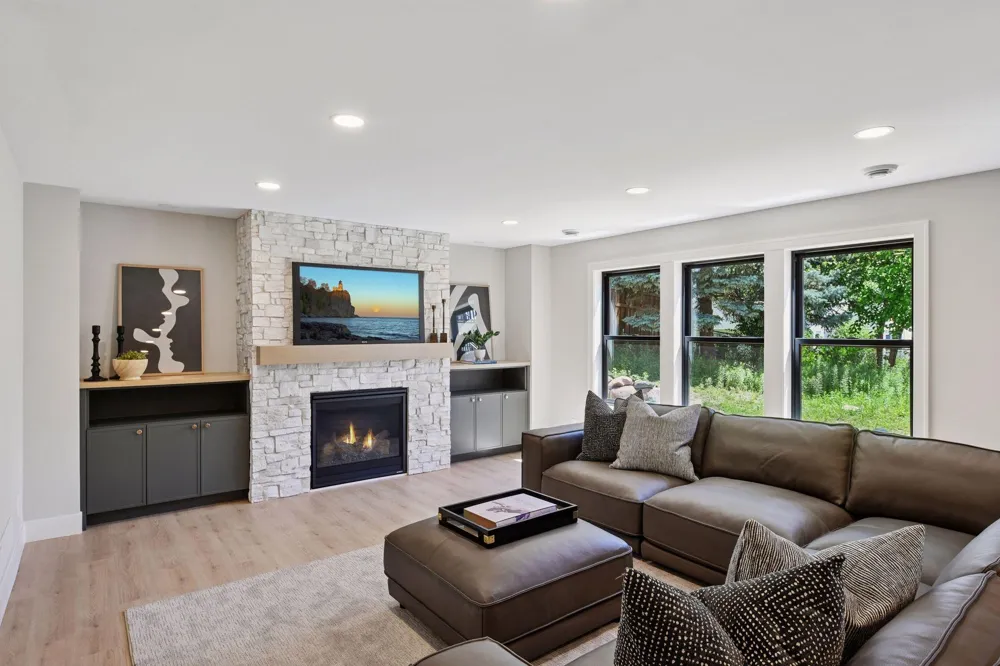 5913 Abbott Avenue S Edina, MN 55410