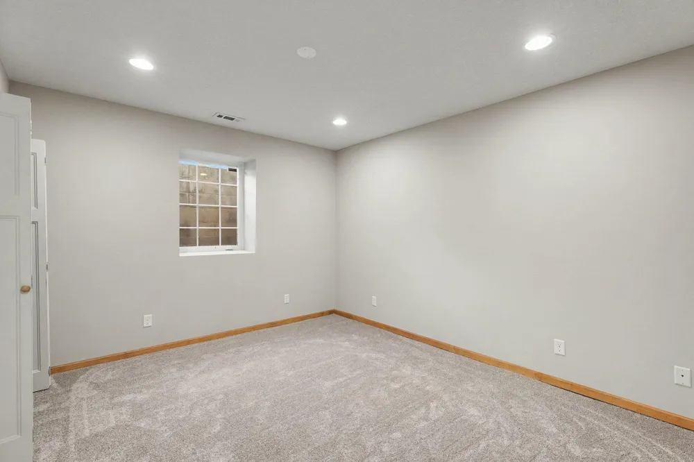 14901 Hillside Trail Savage, MN 55378