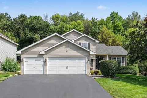 14901 Hillside Trail