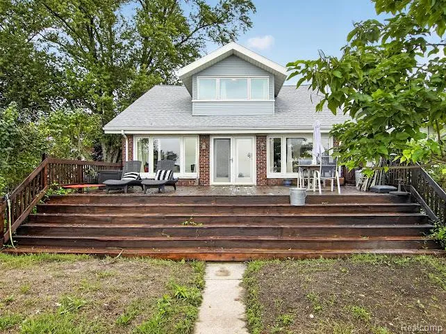 3008 Lakeshore Drive Frenchtown Township, MI 48162