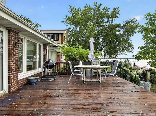 3008 Lakeshore Drive Frenchtown Township, MI 48162
