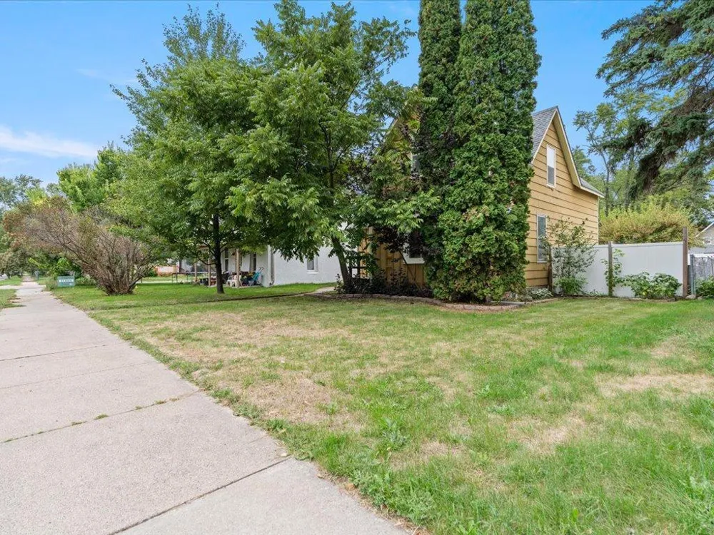1505 Pine Street Brainerd, MN 56401