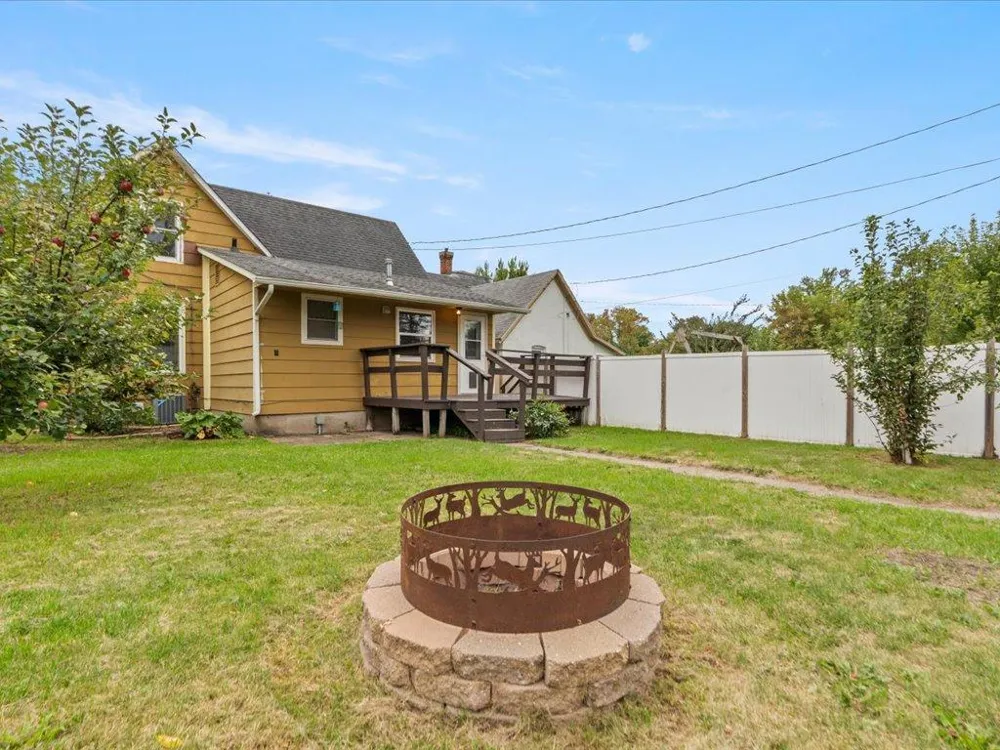 1505 Pine Street Brainerd, MN 56401