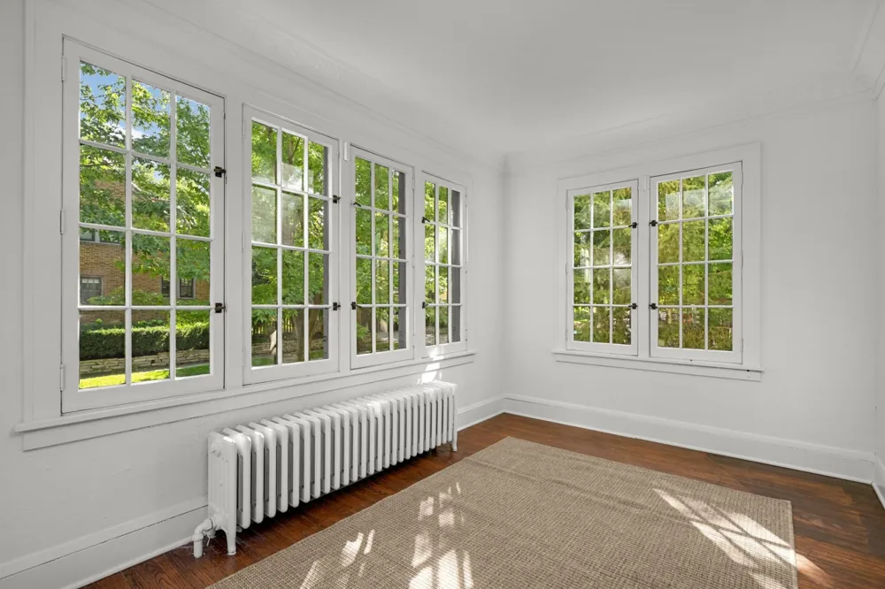 4530 Bruce Avenue Edina, MN 55424