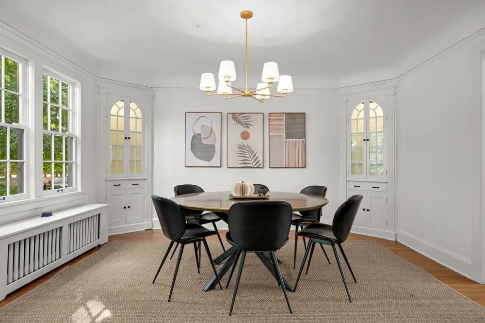 4530 Bruce Avenue Edina, MN 55424