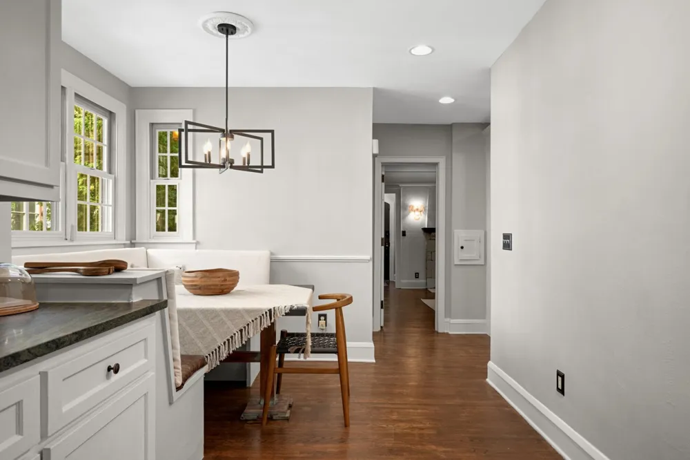 4530 Bruce Avenue Edina, MN 55424