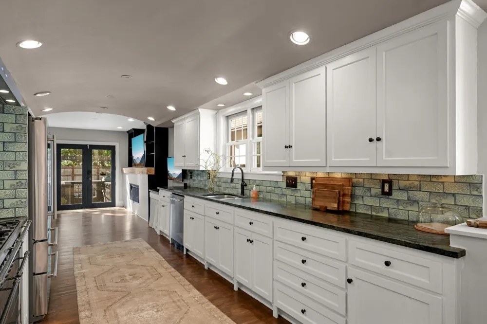 4530 Bruce Avenue Edina, MN 55424