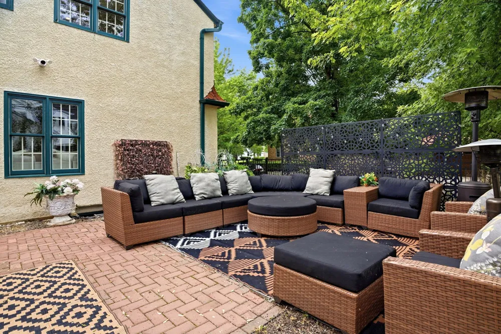 4530 Bruce Avenue Edina, MN 55424
