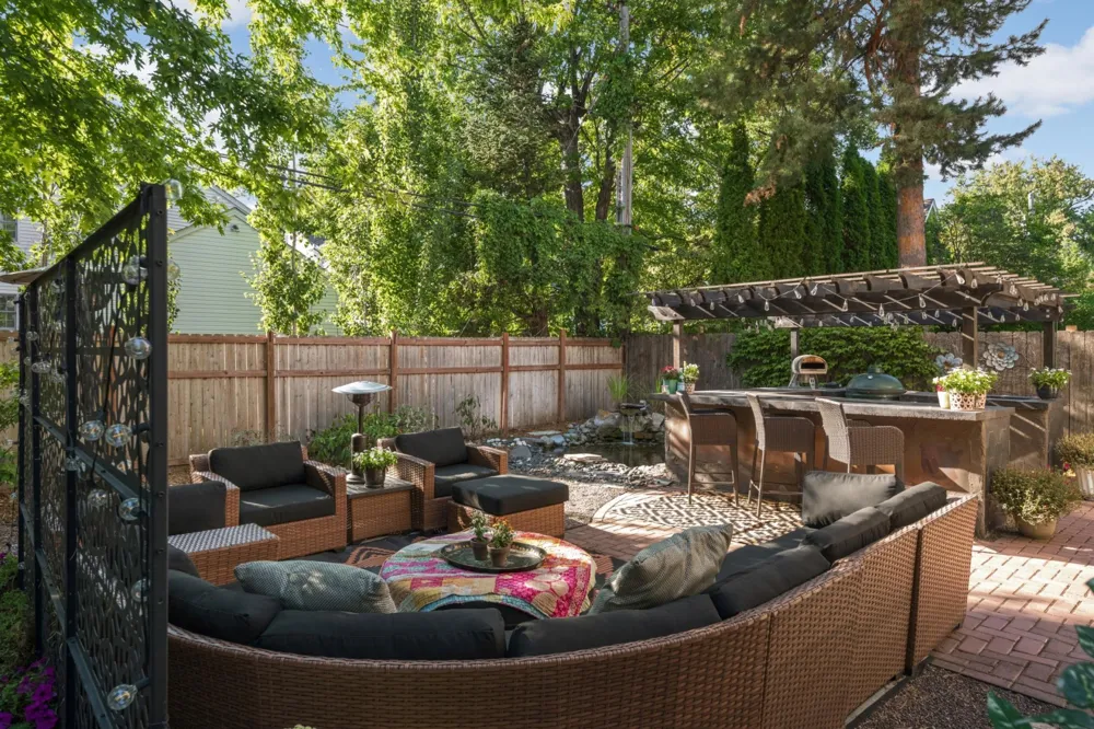 4530 Bruce Avenue Edina, MN 55424