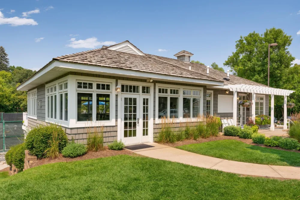 4530 Bruce Avenue Edina, MN 55424