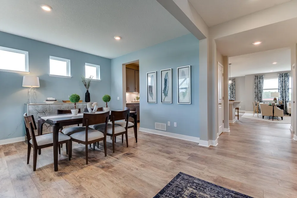 1915 Shady View Court Shakopee, MN 55379