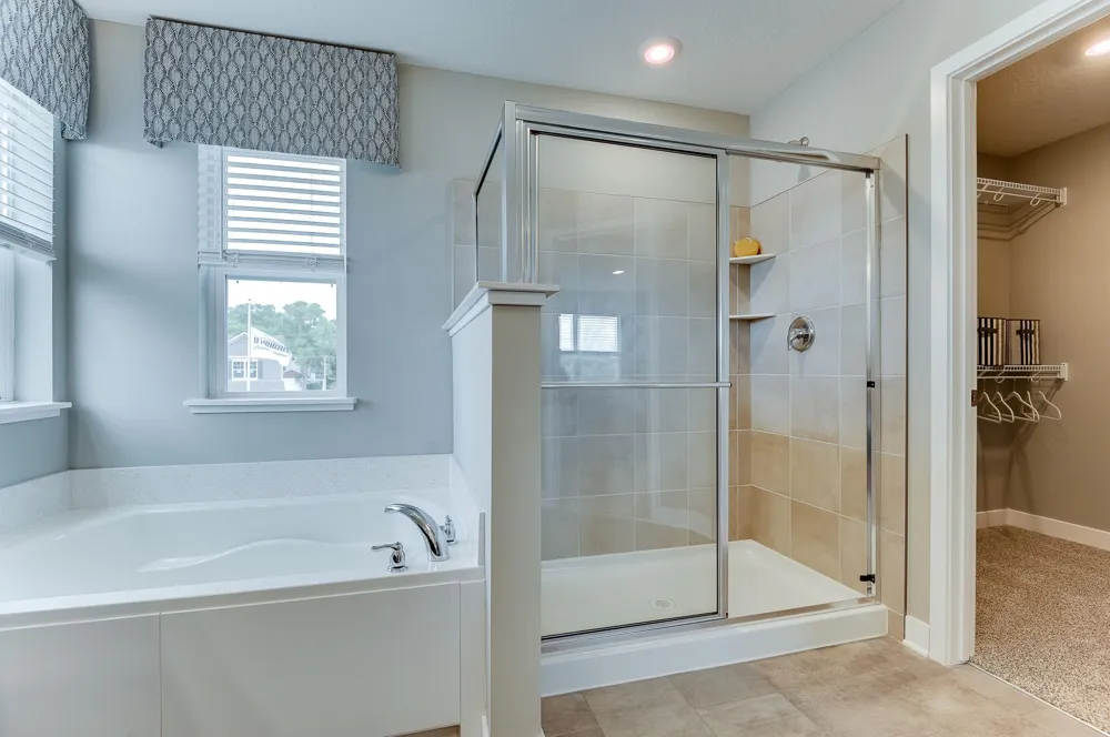 1915 Shady View Court Shakopee, MN 55379