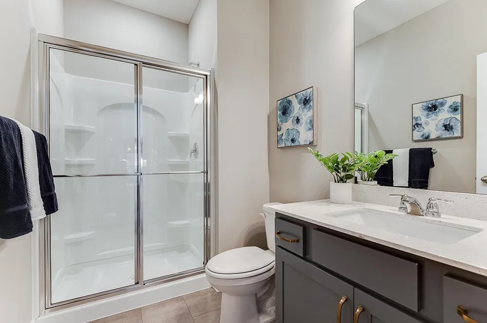 1915 Shady View Court Shakopee, MN 55379