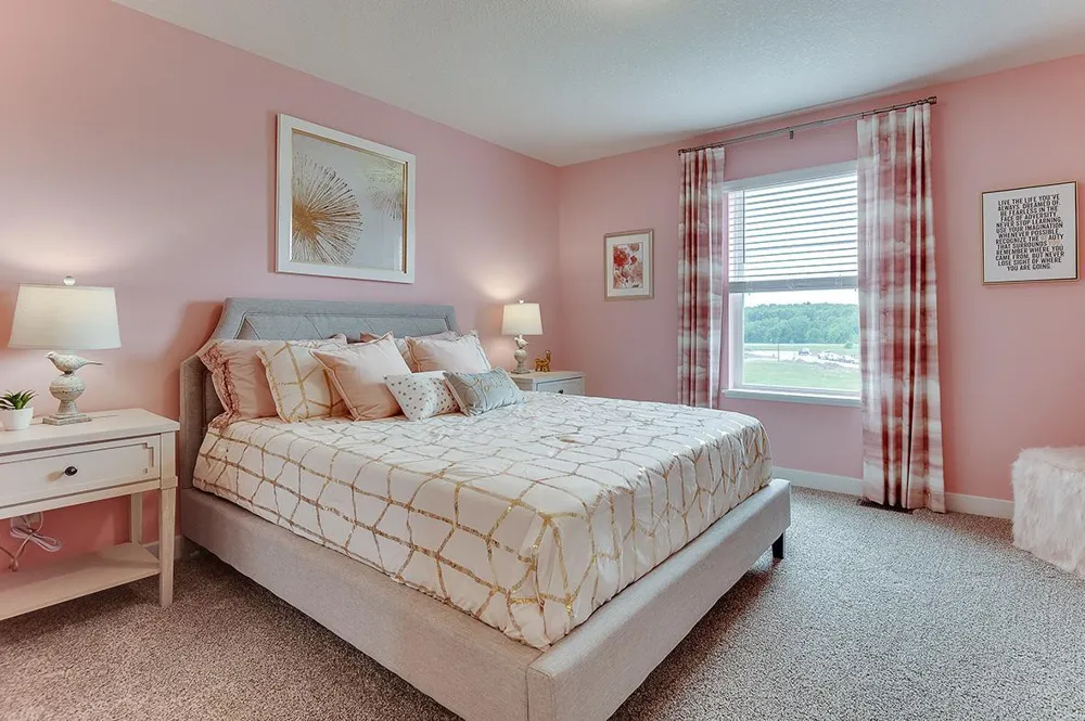 1915 Shady View Court Shakopee, MN 55379