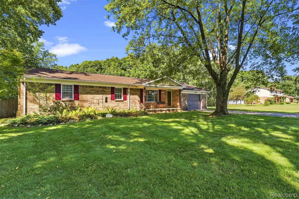 12465 Tuscola Road Vienna Charter Township, MI 48420