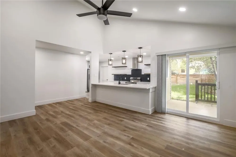 511 E 50th Street #A Austin, TX 78751