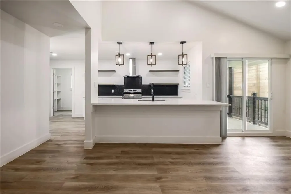 511 E 50th Street #A Austin, TX 78751
