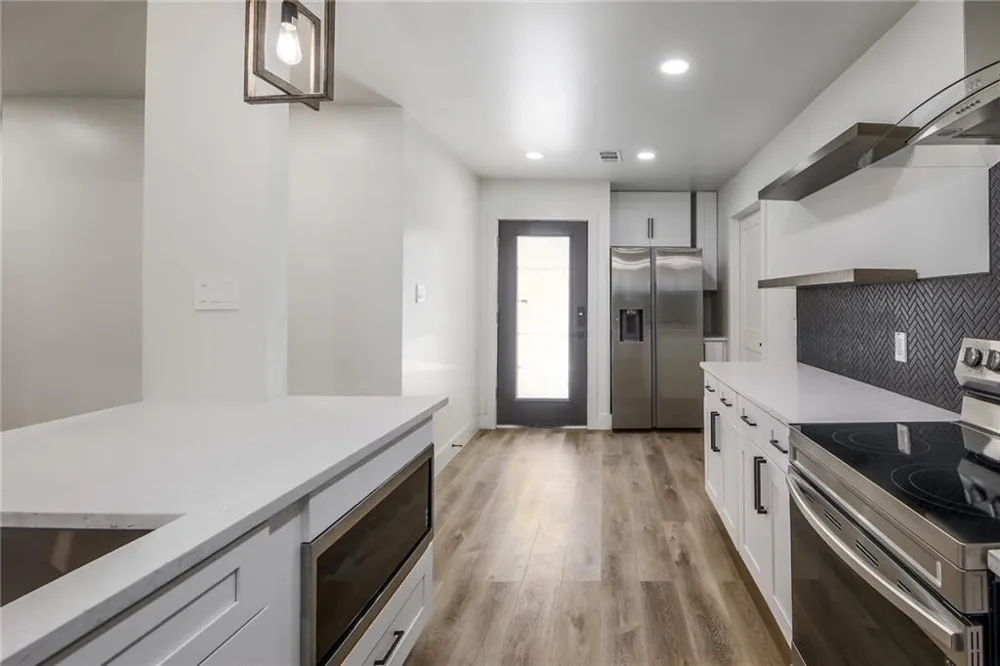 511 E 50th Street #A Austin, TX 78751