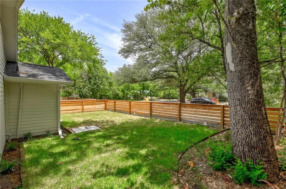 511 E 50th Street #A Austin, TX 78751