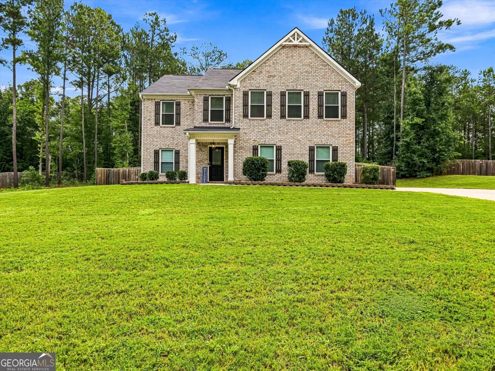 180 Edinburgh LN Covington, GA 30016