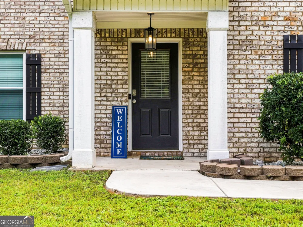 180 Edinburgh LN Covington, GA 30016