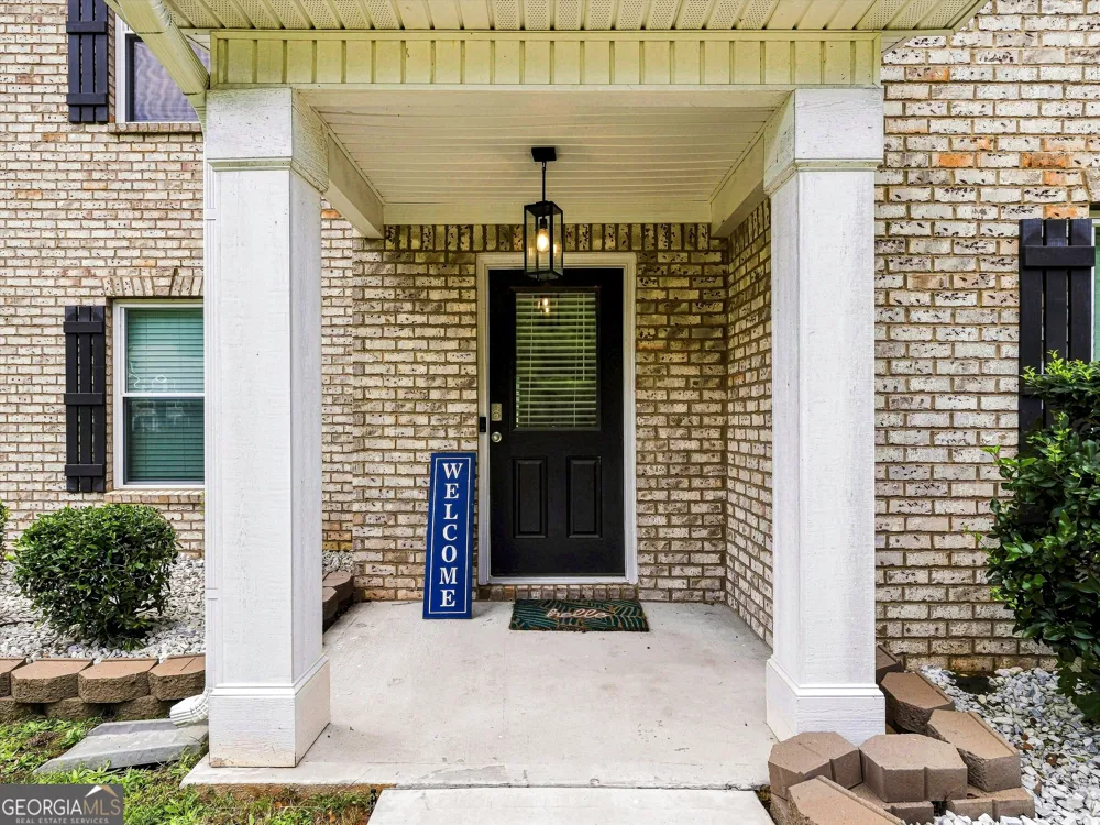 180 Edinburgh LN Covington, GA 30016