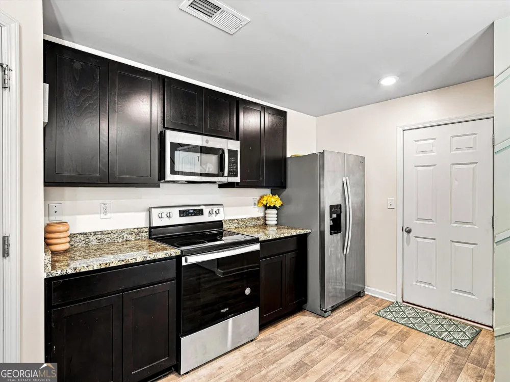 180 Edinburgh LN Covington, GA 30016