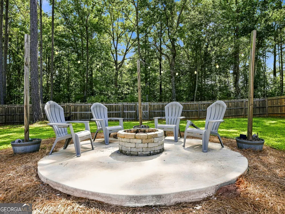 180 Edinburgh LN Covington, GA 30016