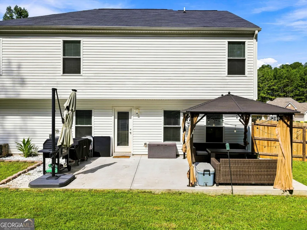 180 Edinburgh LN Covington, GA 30016
