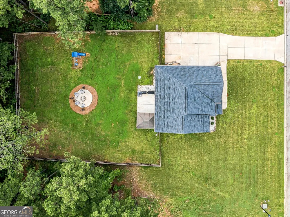 180 Edinburgh LN Covington, GA 30016