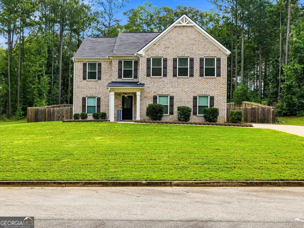 180 Edinburgh LN Covington, GA 30016