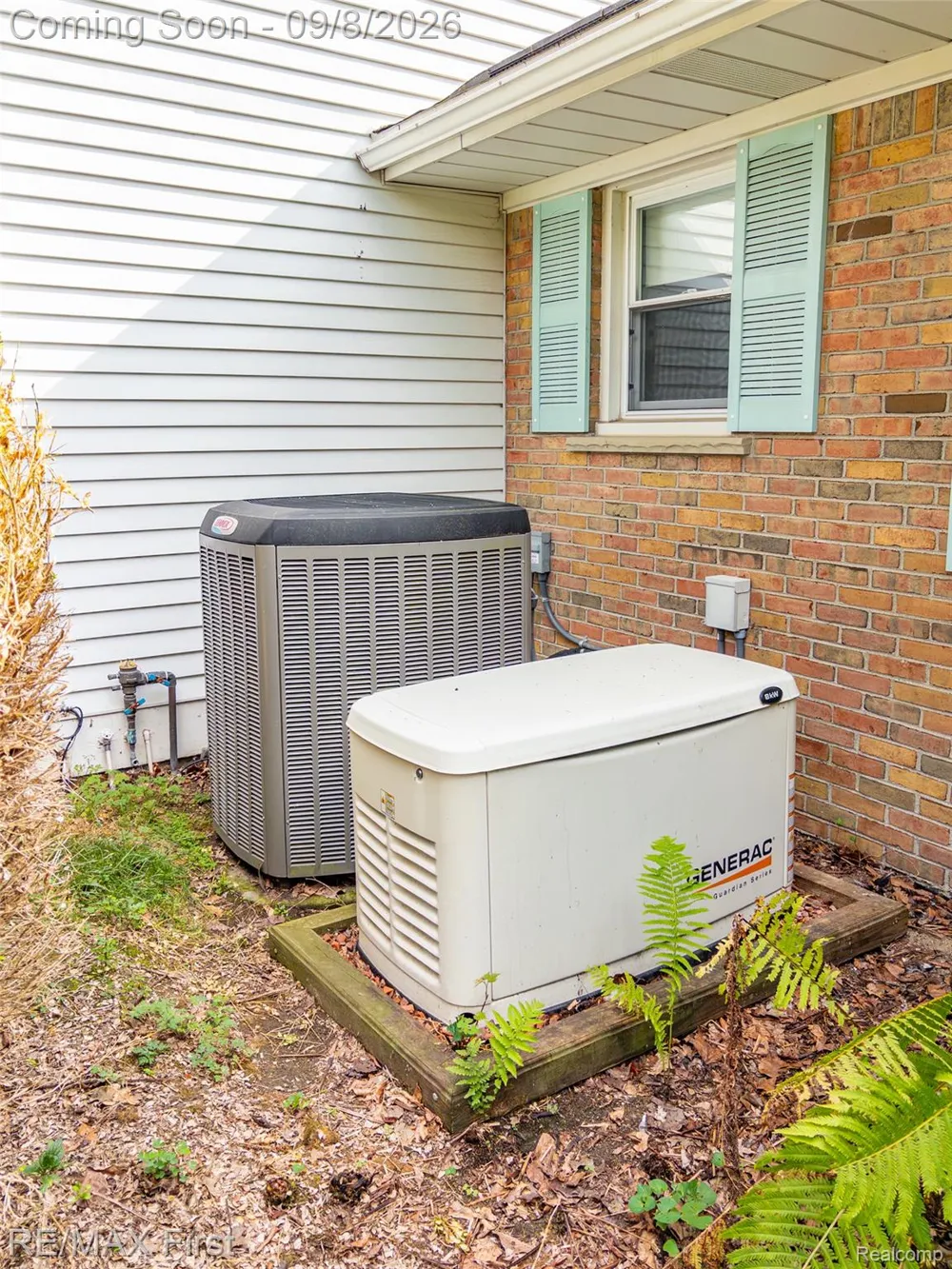 2669 McClintock Road Bloomfield Charter Township, MI 48302