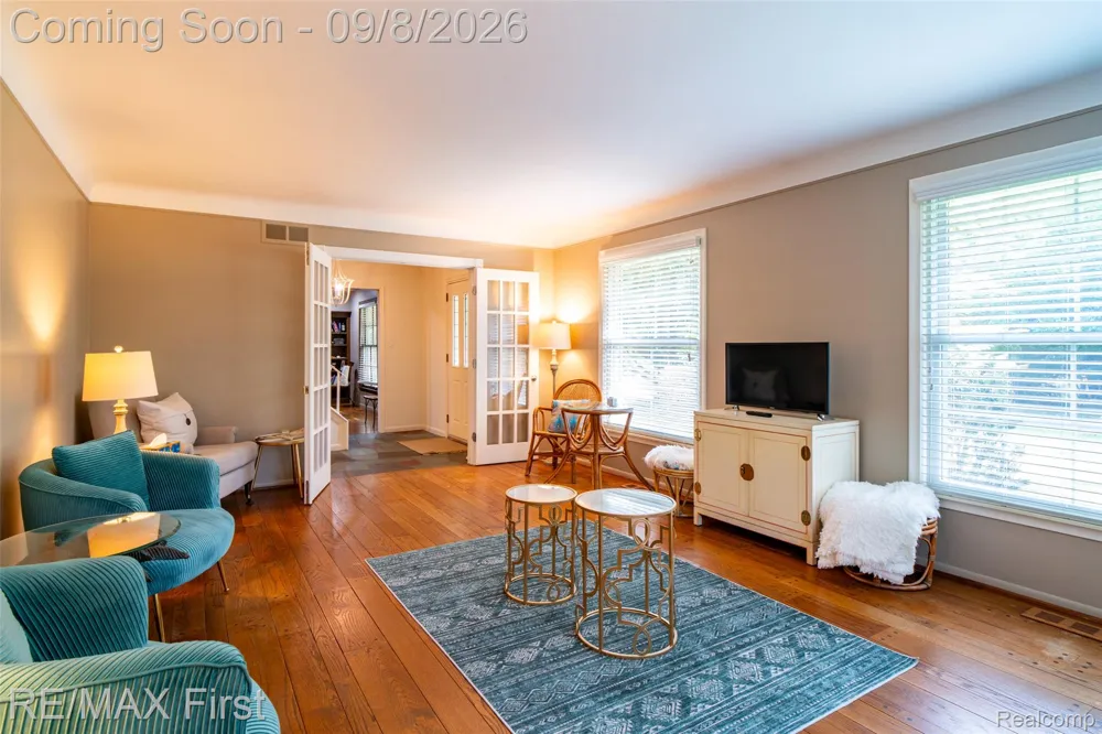 2669 McClintock Road Bloomfield Charter Township, MI 48302