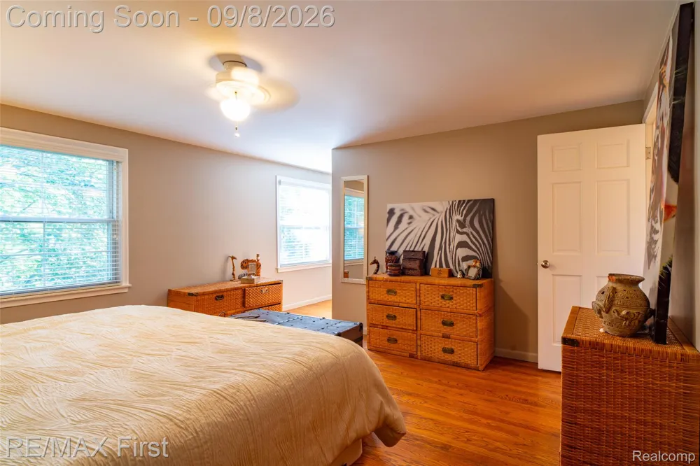 2669 McClintock Road Bloomfield Charter Township, MI 48302