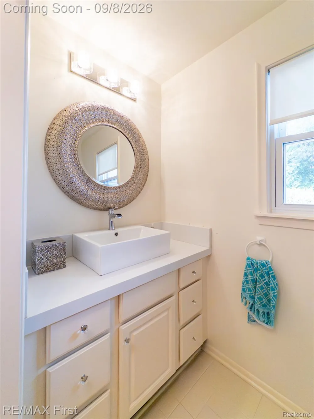 2669 McClintock Road Bloomfield Charter Township, MI 48302