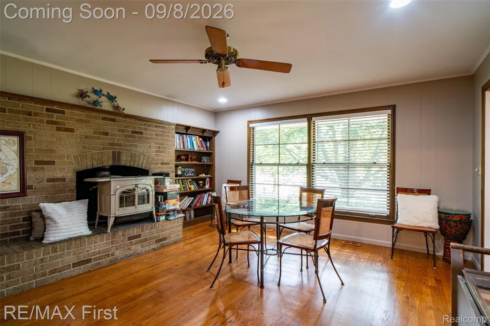 2669 McClintock Road Bloomfield Charter Township, MI 48302