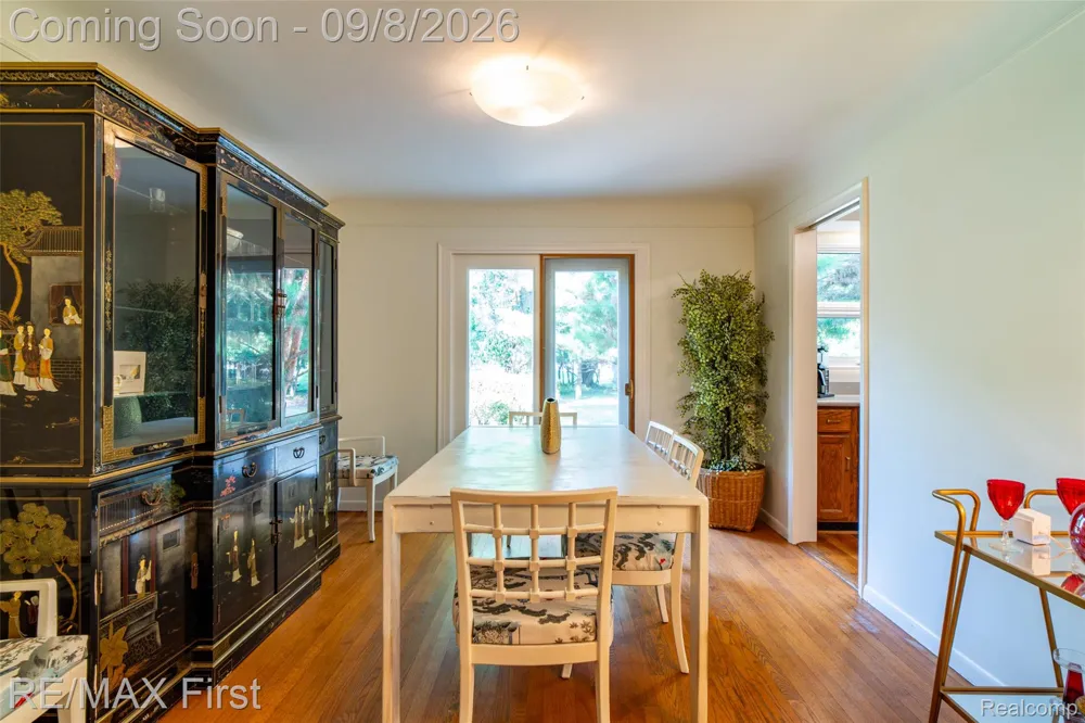 2669 McClintock Road Bloomfield Charter Township, MI 48302