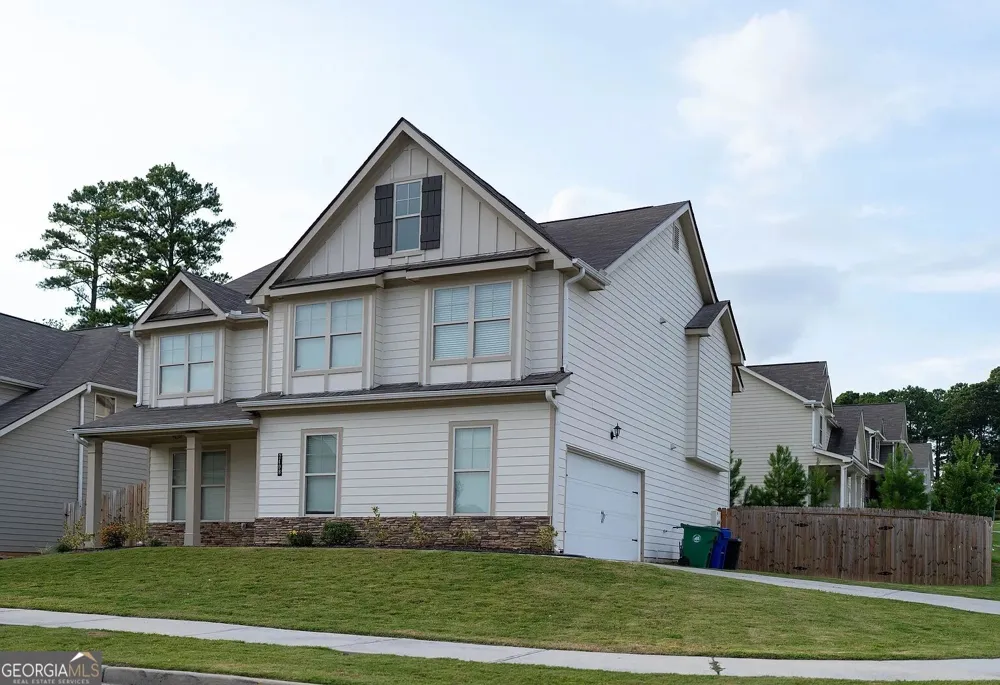 2408 Haliard WAY Lithonia, GA 30058
