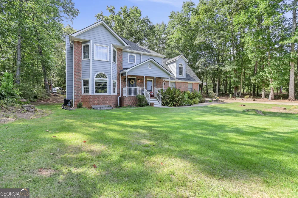 232 Lakewood DR Carrollton, GA 30117